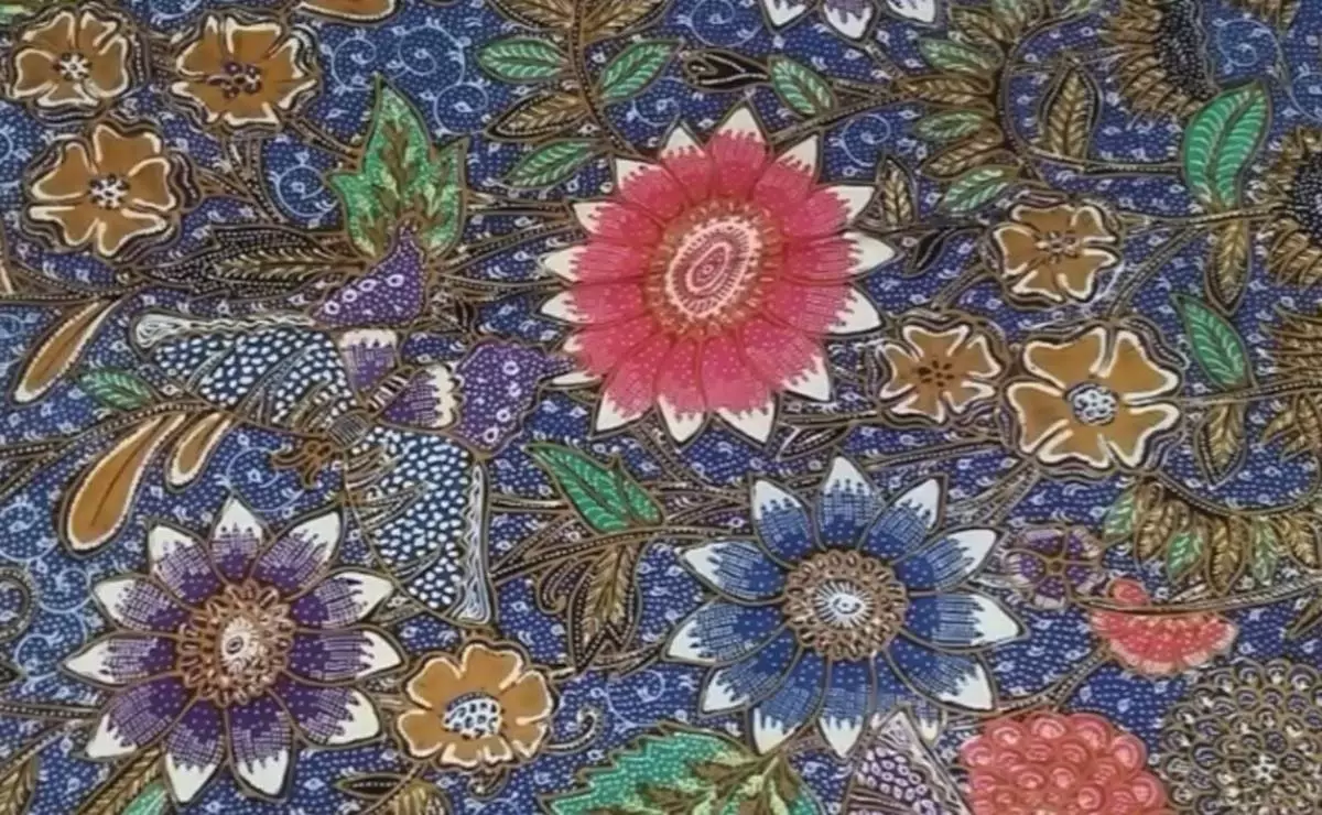 Batik motif bunga