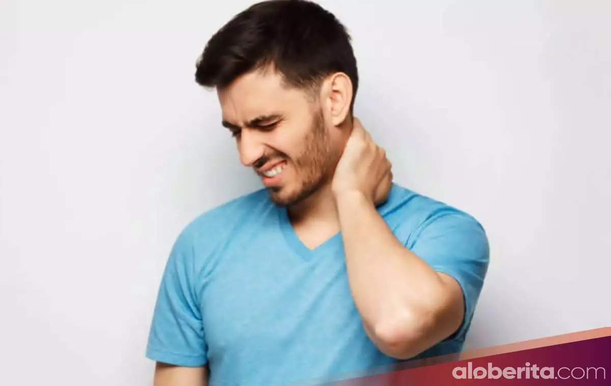Ketahui 8 Penyebab Sakit di Leher Dan Cara Mengatasinya